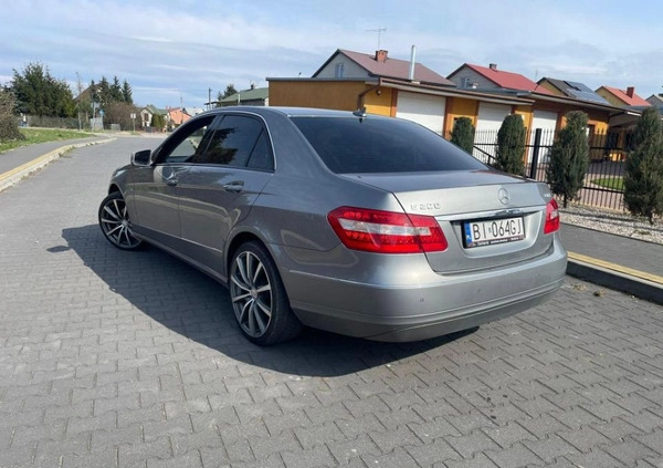 Mercedes-Benz Klasa E cena 42900 przebieg: 246100, rok produkcji 2010 z Białystok małe 121